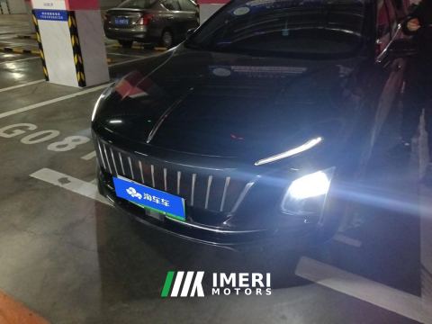 2023 FAW Red Flag E-QM5 620km PLUS - автомобиль из Китая