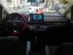 Honda Odyssey 2.0L Sharp Intelligent Edition 7-seater - ფოტო 16