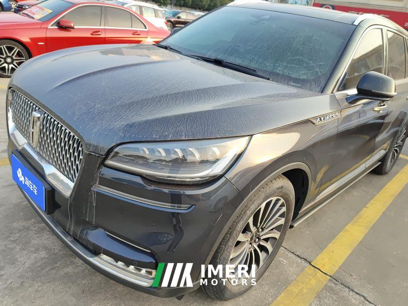 Lincoln Flying Spur 3.0T AWD Edition - автомобиль из Китая