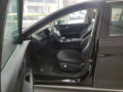Hongqi E-QM5 431km Charging Fun Edition 5-seater - ფოტო 14
