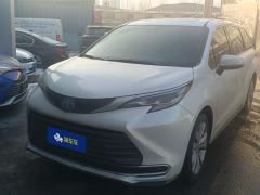 Toyota Sienna Dual-Engine 2.5L Prestige Edition - ფოტო 1