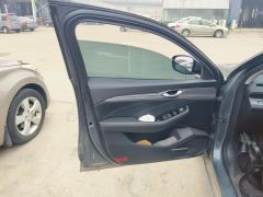 Geely Xingui Xingrui 2.0T Luxury Edition - ფოტო 12