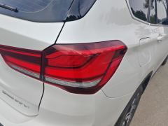 BMW X1 sDrive25Li Leading Edition - ფოტო 5