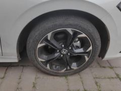 Honda Civic 240TURBO CVT Combustion Edition - photo 6