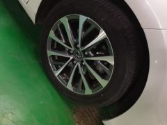 Lexus ES 300h Excellence - photo 6