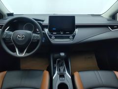 Toyota Corolla Dual-Engine 1.8L E-CVT Elite Edition - фото 16