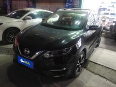 Nissan Qashqai 2.0L Luxury Edition - фото 1