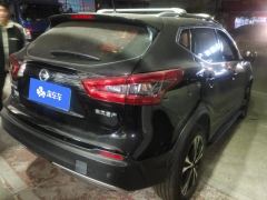 Nissan Qashqai 2.0L Luxury Edition - фото 2