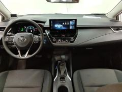 Toyota Levin Dual-Engine 1.8L Leading Edition - ფოტო 16