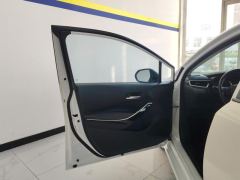 Toyota Corolla Dual-Engine 1.8L E-CVT Elite Edition - ფოტო 12