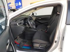 Toyota Corolla Dual-Engine 1.8L E-CVT Elite Edition - ფოტო 14