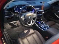 BMW 3 Series 320i M Sport Package - ფოტო 16