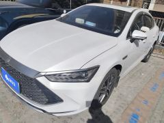 BYD Qin PLUS DM-i 120km Prestigious Edition - ფოტო 1