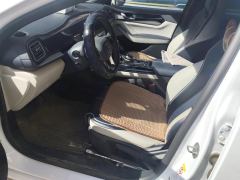 BYD Qin PLUS DM-i 120km Prestigious Edition - ფოტო 14