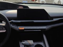 Changan UNI-V 1.5T Premium Edition - ფოტო 17