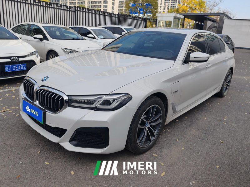 BMW 5 Series Plug-in Hybrid Amendment 3 535Le Pioneer Edition M Sport Package