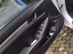 Honda Accord PHEV 2.0L E-CVT Edition - photo 13