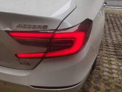 Honda Accord PHEV 2.0L E-CVT Edition - photo 5