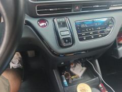Honda Odyssey 2.0L Sharp Luxury Edition 7-seater - ფოტო 19