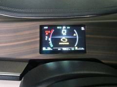 BYD Qin PLUS DM-i 120km Prestigious Edition - ფოტო 20