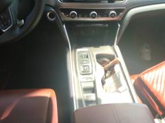 Honda Accord Hybrid 2.0L E-CVT Sharp Edition - ფოტო 19