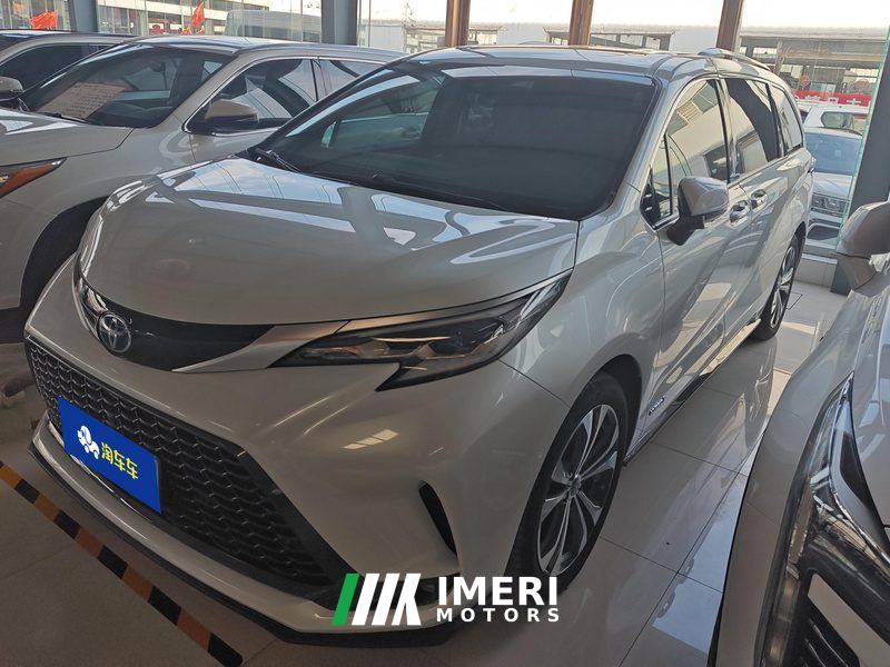 Toyota Gravia PHEV 2.5L VIP Edition - автомобиль из Китая