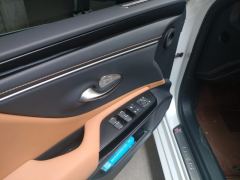 Lexus ES 200 Excellence Edition - photo 13