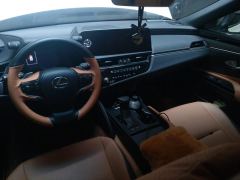 Lexus ES 200 Excellence Edition - photo 17