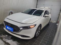 Mazda3 Axela 2.0L Automatic Brilliant Edition - фото 1