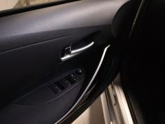 Toyota Levin Dual-Engine 1.8L E-CVT Luxury Edition - ფოტო 13