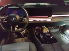 BMW i5 eDrive 35L M Sport Package - ფოტო 16