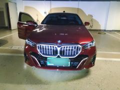 BMW i5 eDrive 35L M Sport Package - ფოტო 3