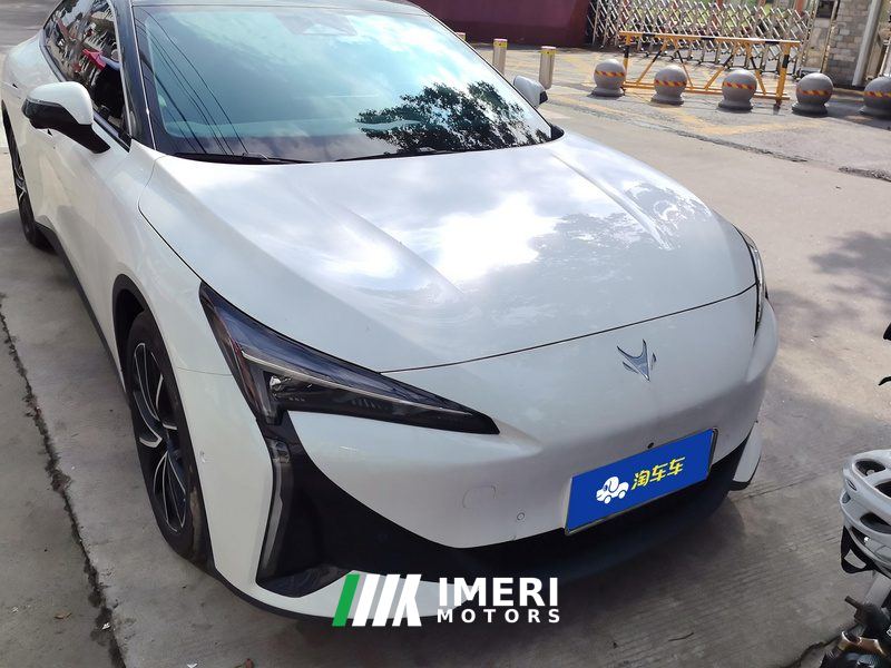 Arcfox Alpha S5 560MAX Front-wheel drive 185kW - car from China