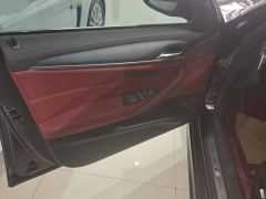 BMW 5 Series 530Li Leading Luxury Package - фото 12