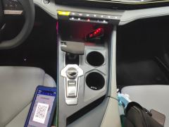 Changan UNI-V Zhidian iDD 1.5T 113km Smart cool type - фото 19