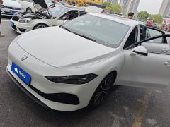 Roewe D7 PHEV 1.5L 125km Edition - ფოტო 1