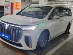 Voyah Dreamer PHEV version 1.5T 82km Low-carbon version Dream Smart Package 7-seater - photo 1
