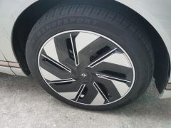 Dongfeng Yipai 008 EREV 210Max 6-seater - photo 6