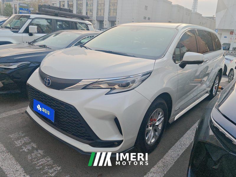 Toyota Gravia Hybrid 2.5L Comfort Edition