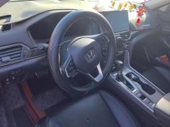 Honda Accord 260TURBO Premium Edition - фото 16