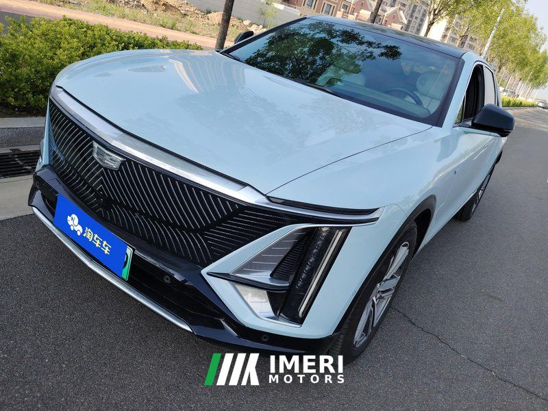 Cadillac iQ Sharp Song IQ 502km Standard RangeLuxury Edition