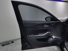 Hongqi H5 Classic Edition Facelift 1.8T Auto Smart Flagship Edition - фото 12