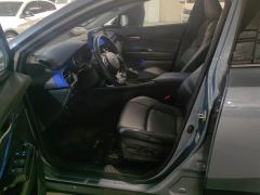 Toyota C-HR 2.0L Luxury - ფოტო 8