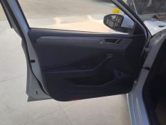 Volkswagen Jetta 300TSI Edition - ფოტო 12