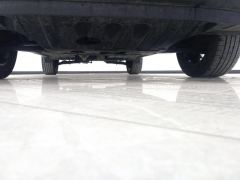 Hyundai ix35 2.0L Automatic 2WD Leading Edition GLS - ფოტო 8