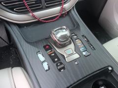 Denza D9 DM-i 970 4WD Flagship Edition - ფოტო 19