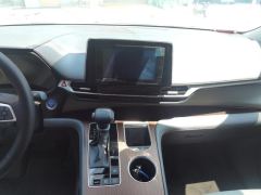 Toyota Sienna Dual-Engine 2.5L Comfort Edition - ფოტო 17