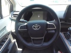 Toyota Sienna Dual-Engine 2.5L Comfort Edition - ფოტო 18