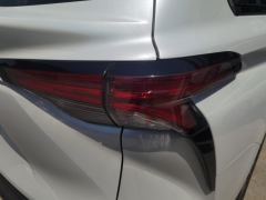 Toyota Sienna Dual-Engine 2.5L Comfort Edition - ფოტო 5