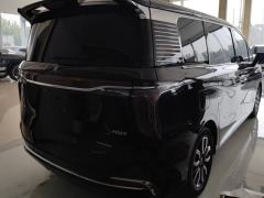 Hongqi HQ9 2.0T Smart Connected Flagship Comfort Edition - ფოტო 2